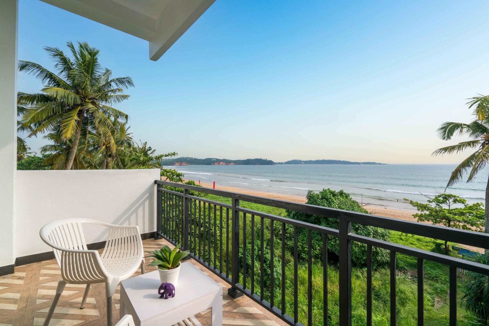Outpost Weligama Beachfront Номер фото