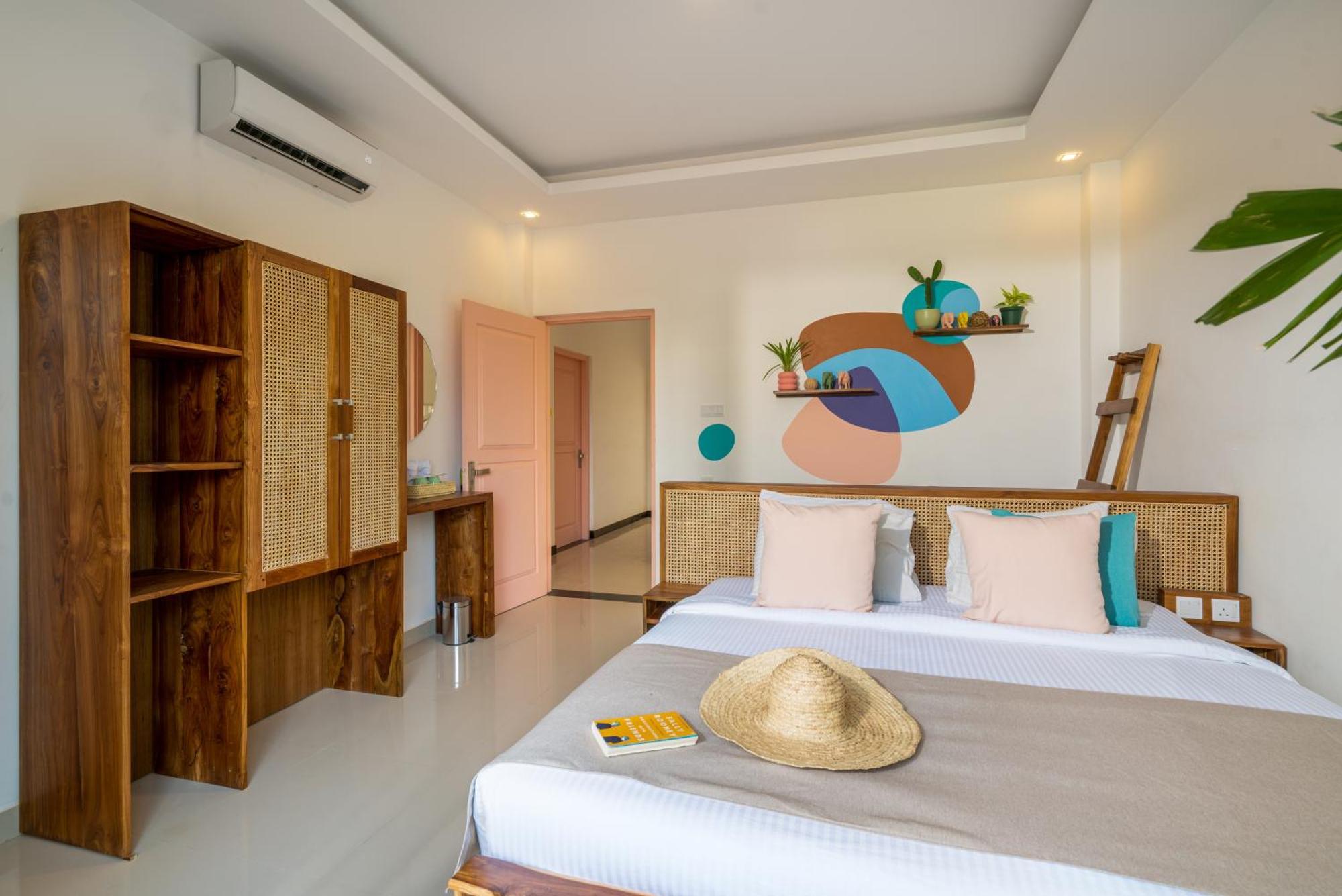 Outpost Weligama Beachfront Номер фото